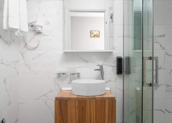 Labirint Location Szálloda 3*